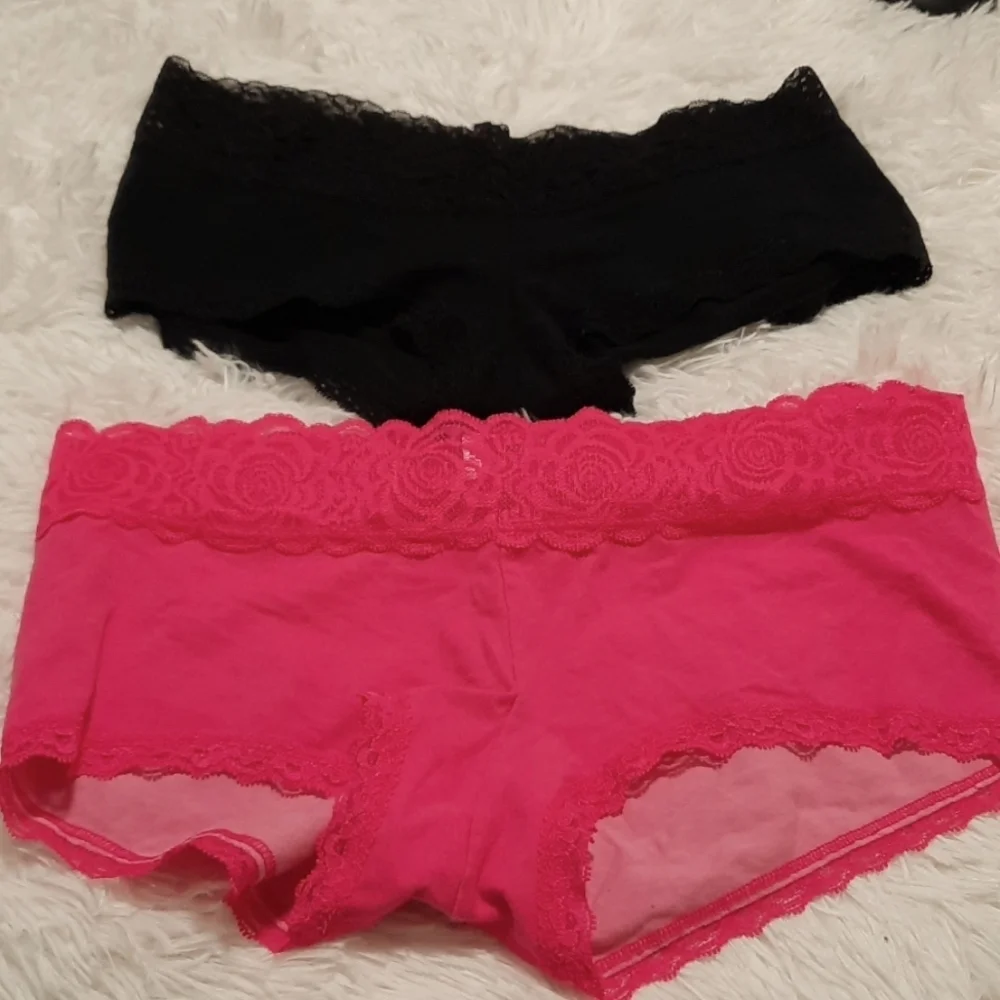 BUNDLE of Panties - Picture 1 of 6